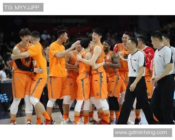 赵睿的篮球之路：从青涩少年到CBA明星的成长历程与心路历程